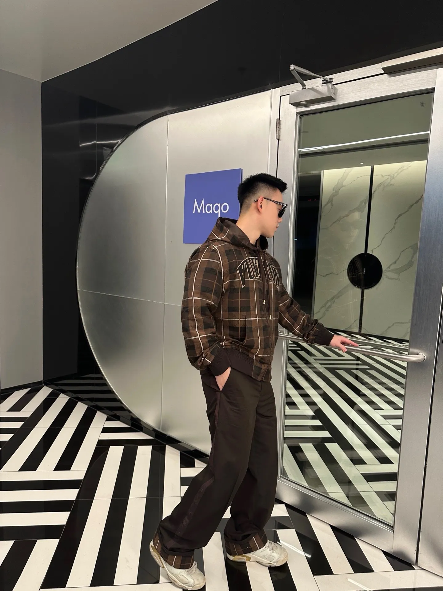 Louis Vuitton/Louis Vuitton 25Fw presbyopic logo web plaid casual trousers